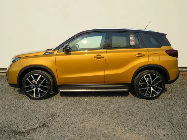 Suzuki Vitara 1.4 Boosterjet Style Smart Hybrid, SPECIAL, 19 inch, Treeplanken, 6 Jaar GARANTIE!! afbeelding 2