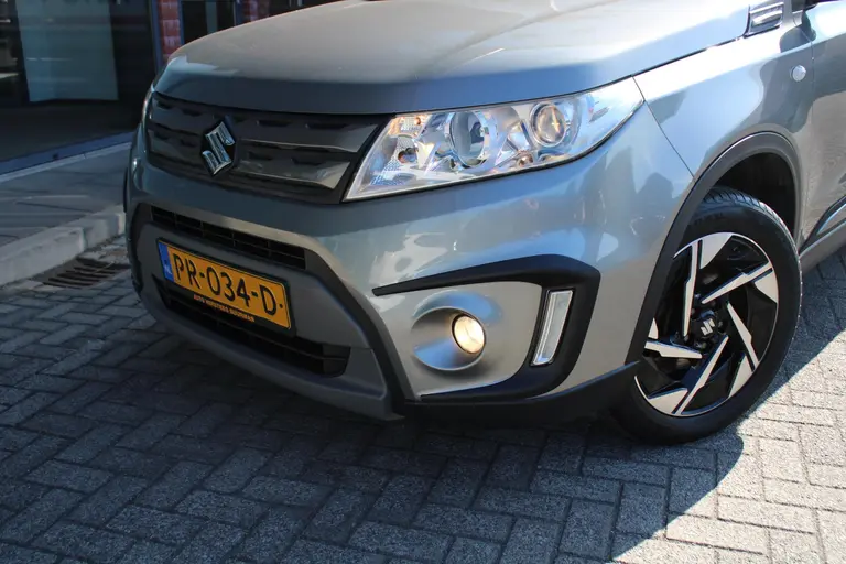 Suzuki Vitara 1.6 Rhino 1e eigenaar, Trekhaak, Nieuwe 17 inch! afbeelding 33