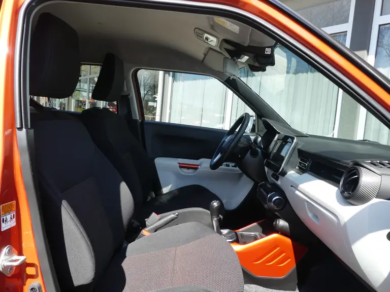 Suzuki Ignis 1.2 Smart Hybrid Stijl Navi, Allseason banden, Cruise control, Climate control afbeelding 8