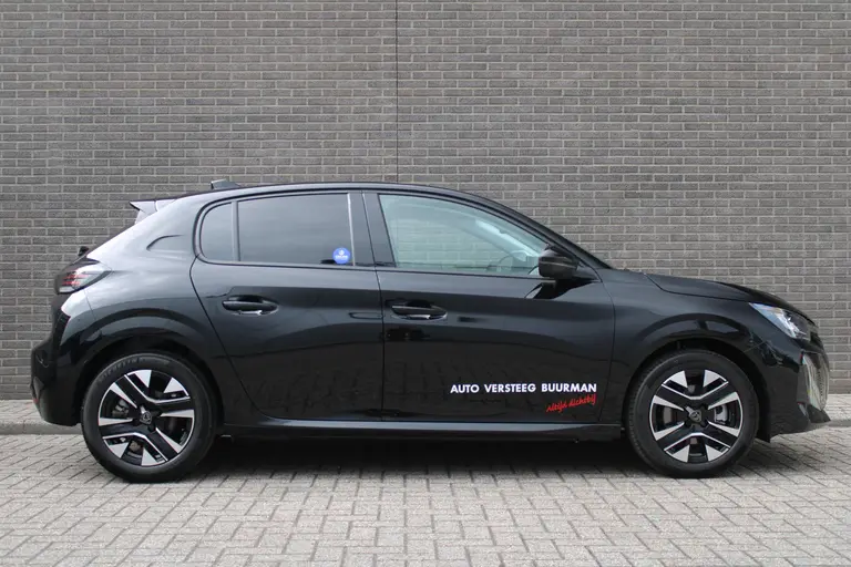 Peugeot 208 Allure 1.2 PureTech 100PK Navigatie, Stoelverwarming, Camera achter, Parkeerhulp voor & Achter, Lichtmetalen velgen afbeelding 2