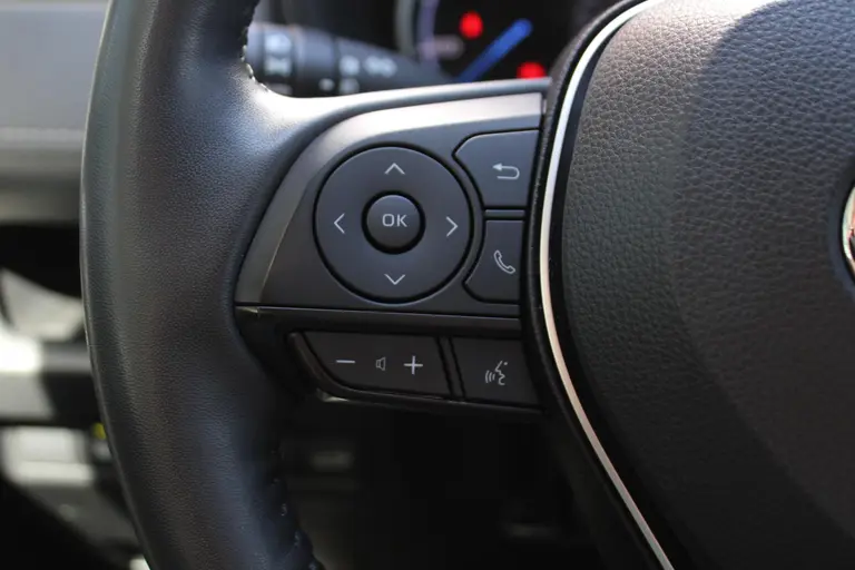 Toyota RAV4 2.5 Hybrid AWD Style 1.650 KG Trekgewicht, stuur- Camera, Parkeersensoren voor en achter afbeelding 27