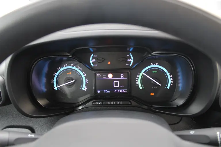 Citroën E-Berlingo Feel 50 kWh Airco, Cruise controle, Apple carplay/Android auto, Schuifdeur L+R, Camera, Bluetooth, afbeelding 15