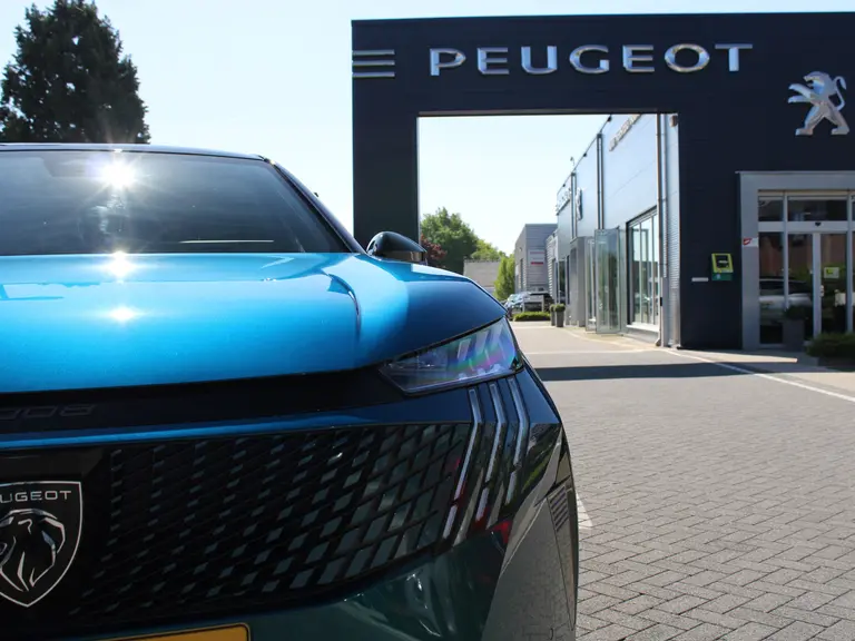 Peugeot 3008 GT 1.2 Hybrid 136PK e-DCS6 Automaat 360 Camera, Navigatie, Elektrische Achterklep, Parkeerhulp voor & achter afbeelding 14