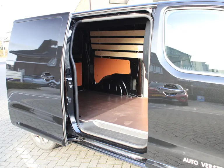 Peugeot Expert 2.0 BlueHDi 145PK EAT8 Automaat L2 Navigatie, Full-LED, Trekhaak Afneembaar, Lichtmetalen velgen, Camera achter + binnenspiegel, Betimmering laadruimte afbeelding 35