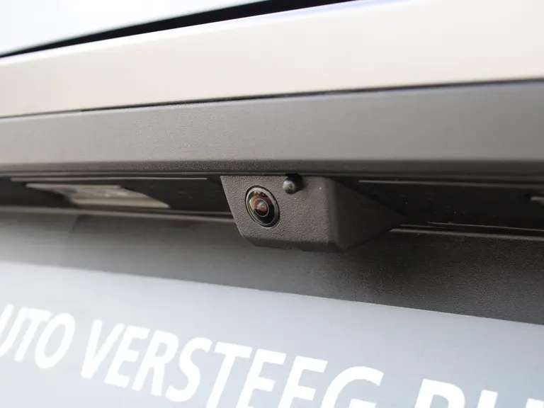 Peugeot 3008 Allure 1.2 Hybrid 145PK e-DCS6 Automaat Navigatie, Achteruitrijcamera, Keyless Entry & Start Stoelverwarming, Apple Carplay, Android Auto afbeelding 10