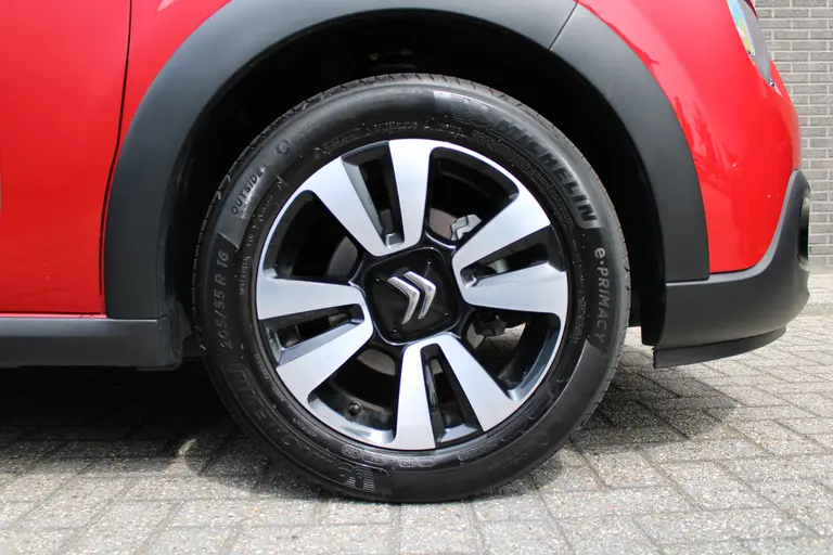 Citroën C3 1.2 PureTech S&S Feel 110pk, Applecarpl./Andr. Auto, Airco, CruiseControl, Parkeersensor achter afbeelding 26