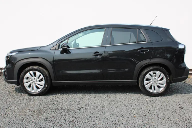 Suzuki S-Cross 1.4 Boosterjet Select Smart Hybrid, 1500 KG TREKGEWICHT, Parkeersensoren voor en achter, Navigatie en Camera afbeelding 2