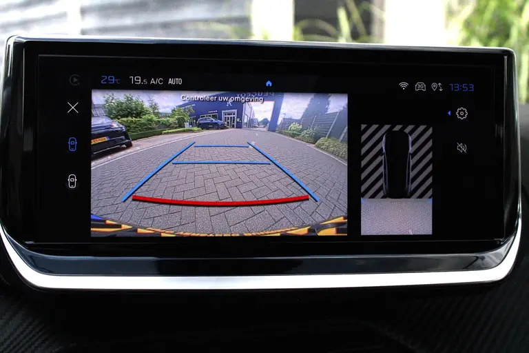 Peugeot 208 Allure 1.2 Hybrid 100PK e-DCS6 Automaat Navigatie, Achteruitrijcamera, Stoelverwarming, Adaptieve Cruise Control afbeelding 30