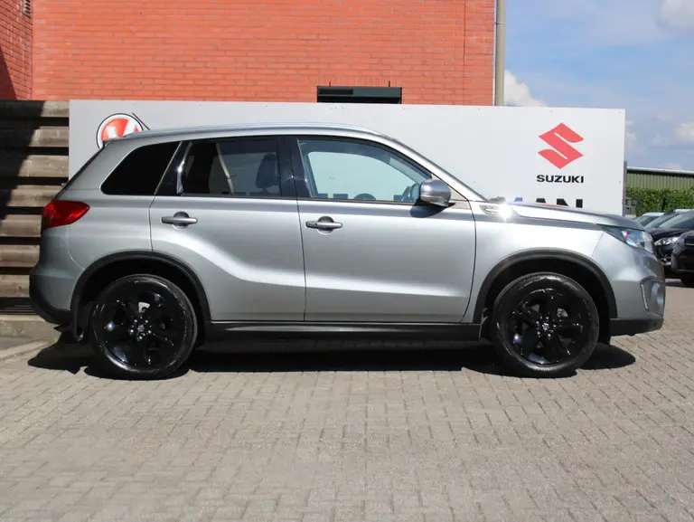 Suzuki Vitara 1.4 S Adaptieve Cruise Control, Parkeersensoren Voor en Achter, Climate Control, Navigatie, Stoelverwarming afbeelding 12