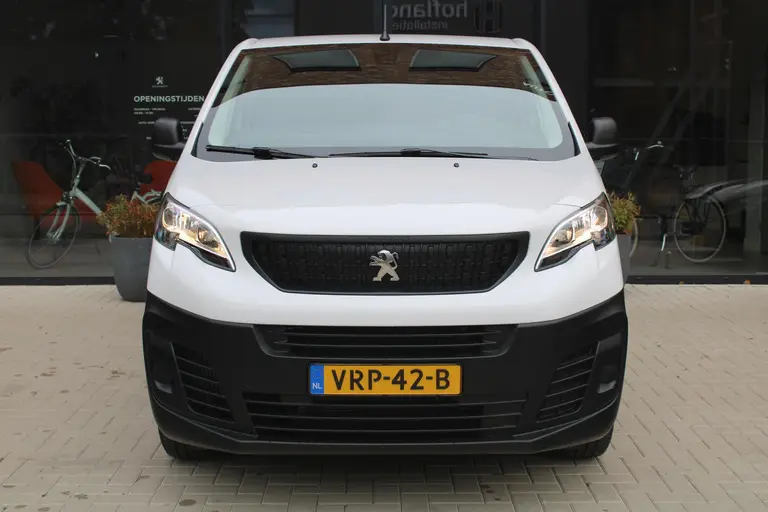 Peugeot Expert Standard Premium 1.5 BlueHDI 120PK 3-Zits, Airco, Navigatie, Achteruitrijcamera, Betimmering afbeelding 3