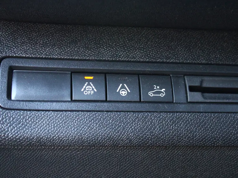 Peugeot 3008 GT 1.2 PureTech 130PK EAT8 Automaat Navigatie, Achteruitrijcamera, Keyless, Stoelverwarming, Elektrische Kofferbak afbeelding 18