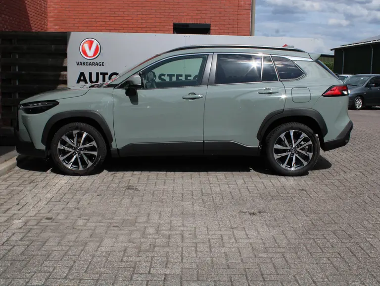 Toyota Corolla Cross Hybrid 140 Style Trekhaak, Dealer onderhouden afbeelding 2