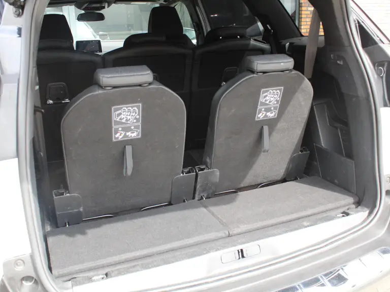 Peugeot 5008 1.2 PureTech 130PK Blue Lease GT-Line Trekhaak, Elektrische achterklep en Navigatie afbeelding 31