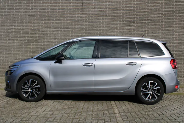 Citroën Grand C4 Spacetourer 1.2 PureTech Shine Automaat 7 zits Cruise/Climate control, Navigatie, Apple Carplay/Android auto,  Audio/DAB, Keyless entry/Start afbeelding 2