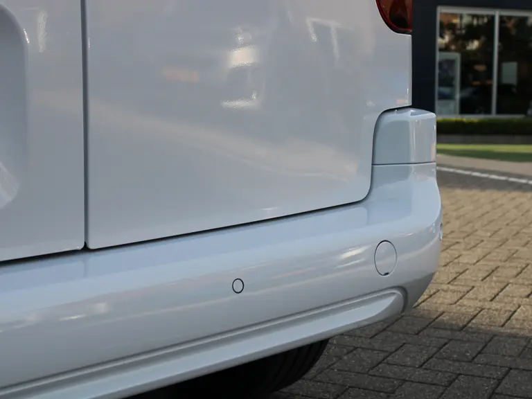 Peugeot Partner 1.5 BlueHDi 100PK S&S L1 Navigatie, Achteruitrijcamera, Trekhaak, Dab, Bluetooth, Parkeersensoren voor & achter afbeelding 12