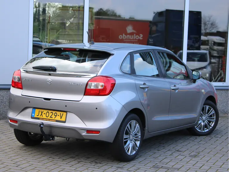 Suzuki Baleno 1.2 Exclusive Automaat Trekhaak, Navigatie, Stoelverwarming, Bluetooth, Airco afbeelding 3