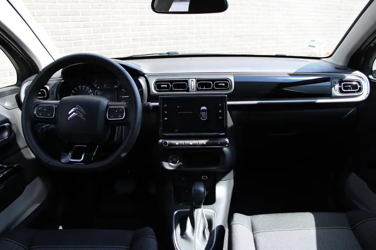 Citroën C3 1.2 PureTech Max 110pk, Automaat, Cruise/Climate Control, Applecarpl./Andr. Auto, Keyless Entry/Start afbeelding 9