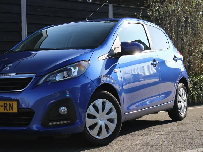 Peugeot 108 1.0 e-VTi 72PK Active 5DRS Airco, Extra getint glas, Bluetooth, LED Dagrijverlichting, Audio, Mistlampen voor afbeelding 2