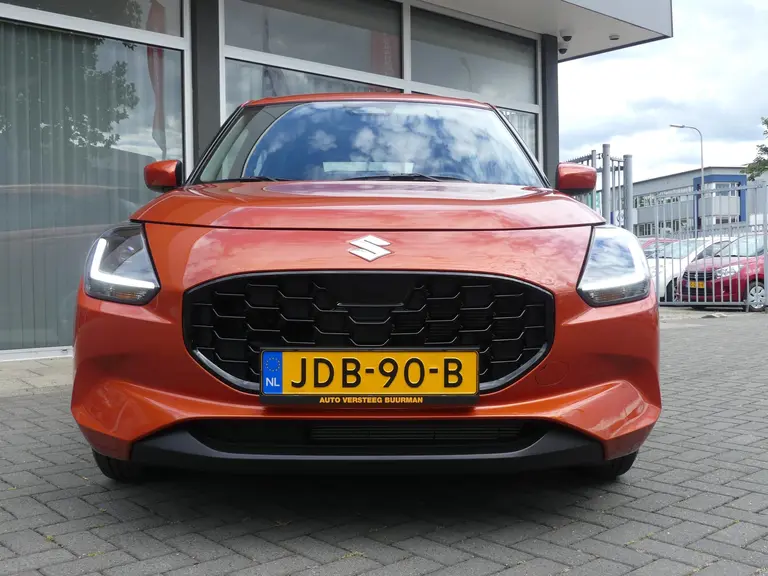 Suzuki Swift 1.2 Comfort Smart Hybrid Airco, Adaptive Cruise Control, Apple CarPlay, Android Auto, Navigatie, Achteruitrijcamera. afbeelding 2