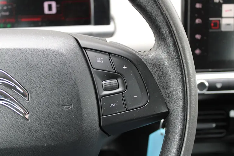 Citroën C4 Cactus 1.2 PureTech Feel Trekhaak, Cruise Control, Airco, Elekt. ramen voor, Navigatie afbeelding 16