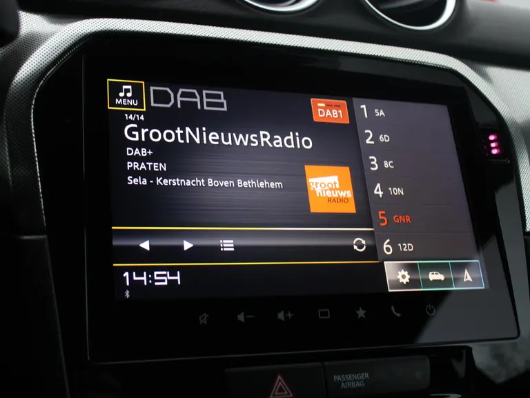 Suzuki Vitara 1.5 Hybrid Style Automaat Nieuw Met 6 Jaar Garantie, Achteruitrijcamera, Navigatie, Stoelverwarming afbeelding 25