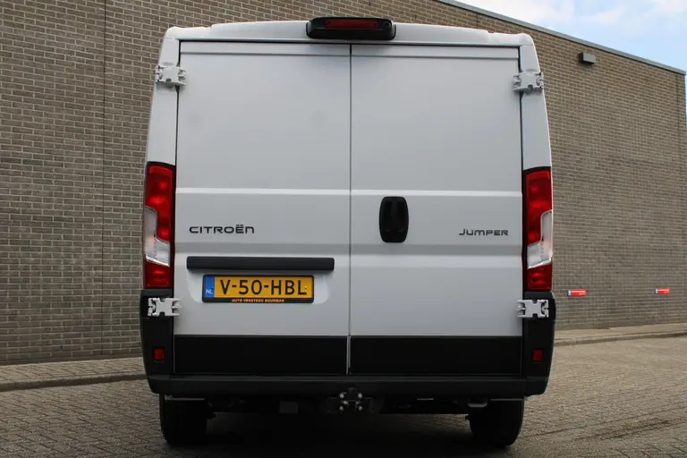 Citroën Jumper 2.2 BlueHDi 120 S&S L2H1 3.0t Airco, Achteruitrijcamera, Cruise Control, Trekhaak afbeelding 6