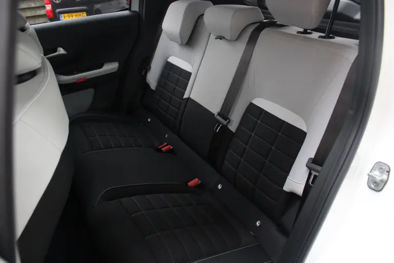 Citroën ë-C3 Max 44 kWh Interieur Voorverwarming, Head-Up Display, Cruise en Climate Control, Carplay/Android Auto afbeelding 7