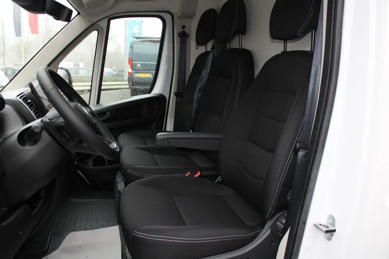 Citroën Jumper 2.2 BlueHDi 140 S&S L2H2 3.5t Automaat uit voorraad leverbaar! Navigatie, Camera, Parkeersensoren, verzwaarde veren, afbeelding 14