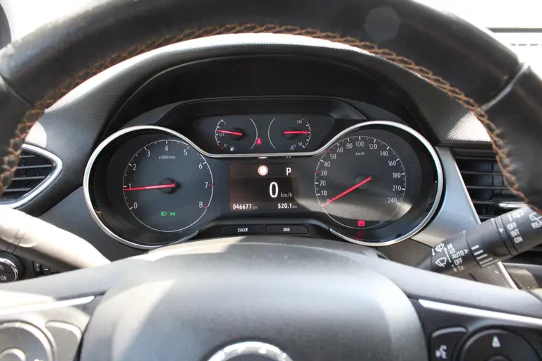 Opel Crossland X 1.2 Turbo Innovation , Automaat en HOGE INSTAP! afbeelding 14