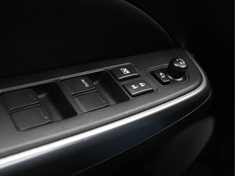 Suzuki Swift 1.2 Style Smart Hybrid Automaat Navigatie, Adaptieve Cruise en Climate Control, Achteruitrijcamera afbeelding 37