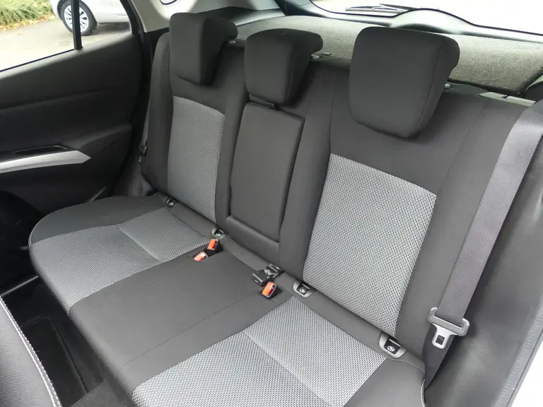 Suzuki S-Cross 1.6 Exclusive Automaat Trekhaak, schuif/kantel dak, Cruise control, Bluetooth afbeelding 25
