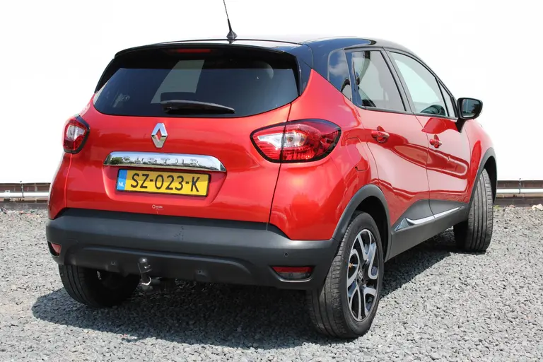 Renault Captur 0.9 TCe Dynamique ,Trekhaak, Camera, Parkeersensoren en Navigatie afbeelding 3
