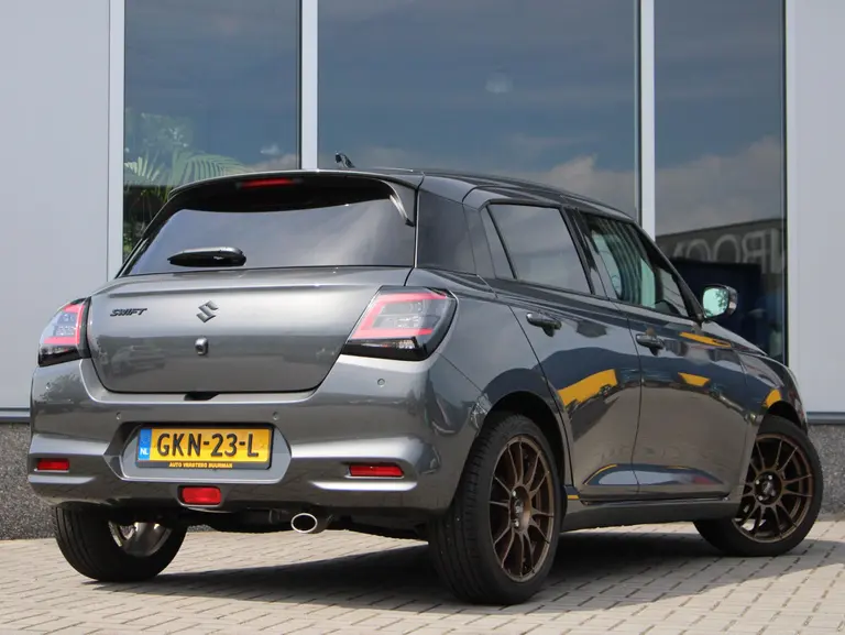 Suzuki Swift 1.2 Style Smart Hybrid Automaat 17" Lichtmetalen Velgen, Adaptieve Cruise en Climate Control afbeelding 14