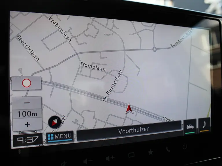 Suzuki Swift Style 1.2 Smart Hybrid 82PK 5DRS Navigatie, Parkeerhulp achter, Camera Achter, Lichtmetalen velgen afbeelding 16