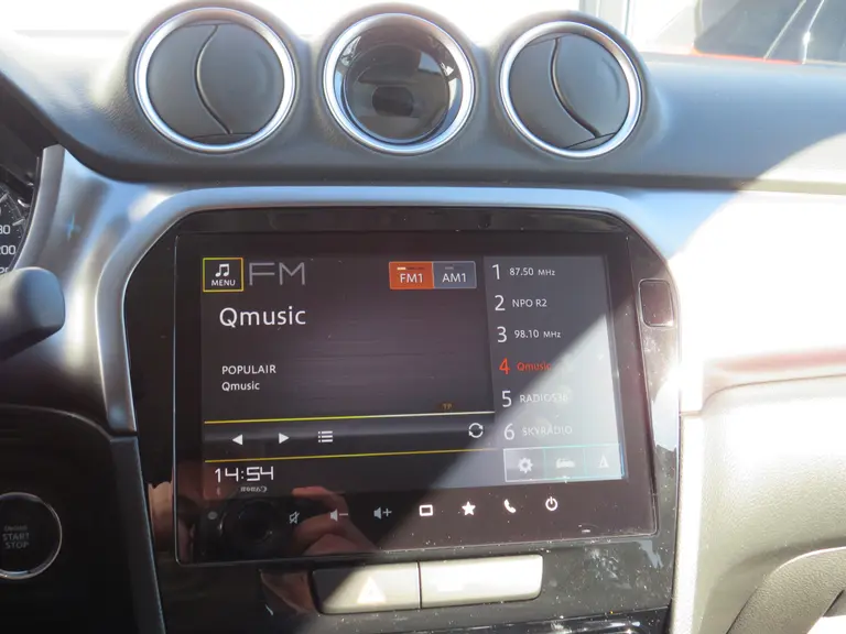 Suzuki Vitara 1.4 Boosterjet Select Smart Hybrid, NIEUWE Auto Draadloos Carplay en 6 jaar Garantie! afbeelding 15