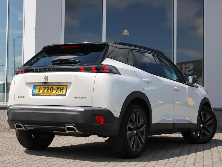 Peugeot 2008 1.2 PureTech GT-Line afbeelding 15