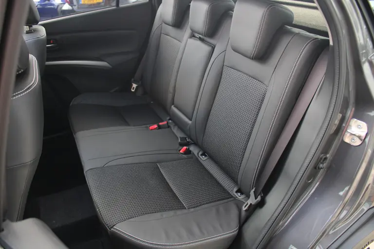 Suzuki S-Cross 1.4 Boosterjet Style Smart Hybrid 6 Jaar Garantie! Elektrisch Panoramadak, 360° Camera, Navigatie, Parkeersensoren Voor en Achter, All-Season Banden afbeelding 8