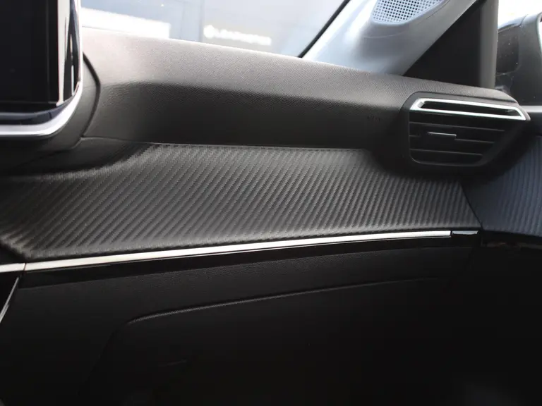 Peugeot 208 Allure 1.2 Hybrid 100PK e-DCS6 Automaat Navigatie, Achteruitrijcamera, Stoelverwarming, Adaptieve Cruise Control afbeelding 31