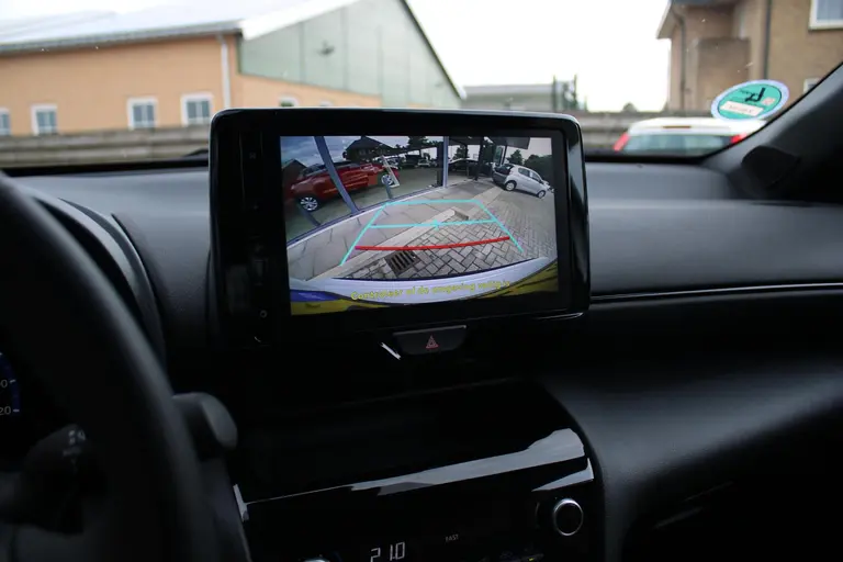Toyota Yaris Cross 1.5 Hybrid Explore , Automaat, Applecarplay/Androidauto, Parkeersensoren voor en achter afbeelding 16