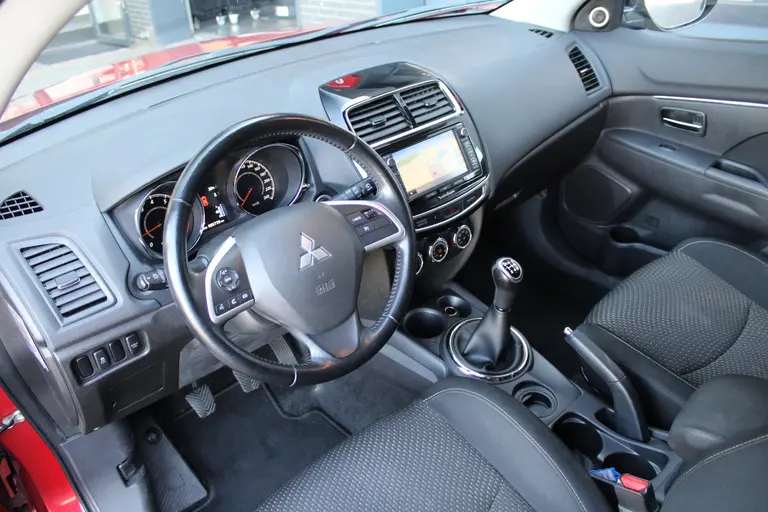 Mitsubishi ASX 1.6 Cleartec Intense+ Cruise/Climate controle, Navigatie, Panoramadak, Radio/CD, Camera, LM velgen, afbeelding 10