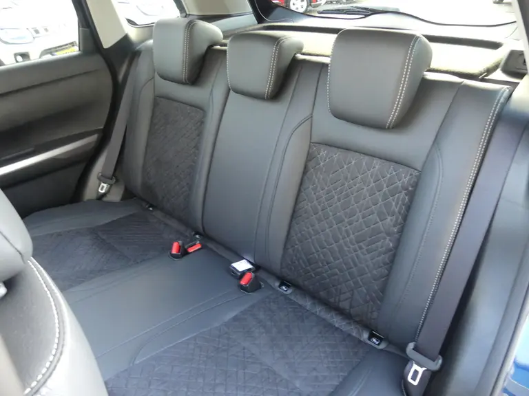 Suzuki Vitara 1.4 Boosterjet Style Smart Hybrid Panorama-dak, Trekhaak Schuif/Kanteldak, Navi, Bekleding half leder afbeelding 25