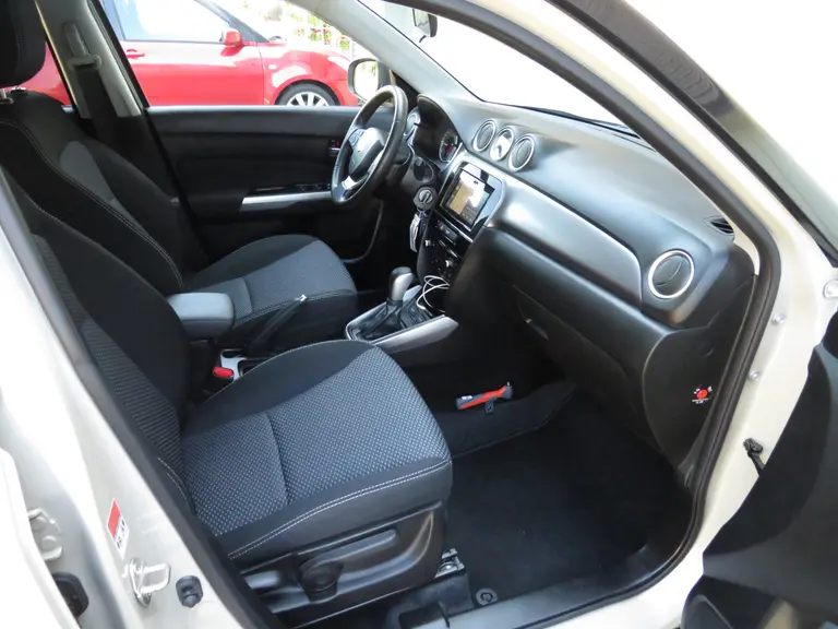 Suzuki Vitara 1.0 Boosterjet Select, Automaat, Trekhaak, 1e EIG, Parkeersensoren, Dealer onderhouden! afbeelding 12