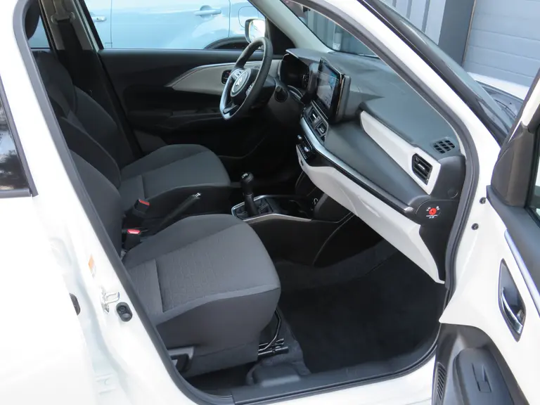Suzuki Swift 1.2 Style Smart Hybrid Dodehoek Detector, Suzuki Body Kit Piano Black Demo Voordeel! afbeelding 12