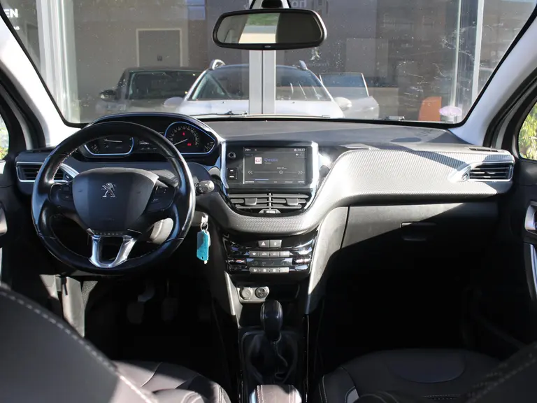 Peugeot 2008 1.2 PureTech 110PK GT-line afbeelding 10