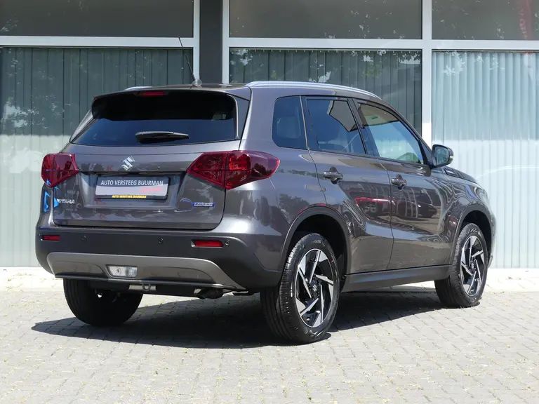 Suzuki Vitara Style 6 Jaar fabrieksgarantie! Nieuw uit voorraad leverbaar! afbeelding 4