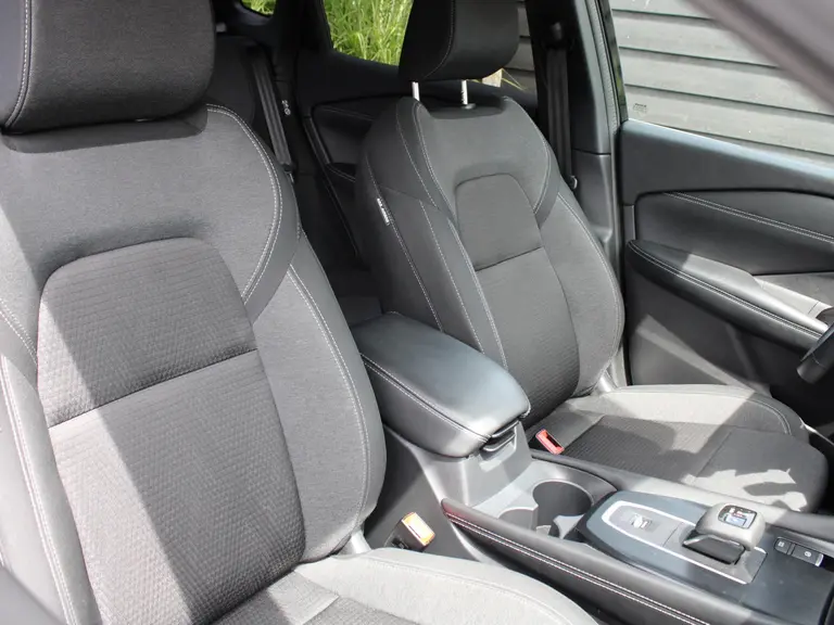 Nissan QASHQAI N-Style 1.3 MHEV 158PK Xtronic Automaat Navigatie, Rondomzichtcamera, Adaptieve Cruise Control, Climate Control, Apple Carplay, Android Auto afbeelding 15