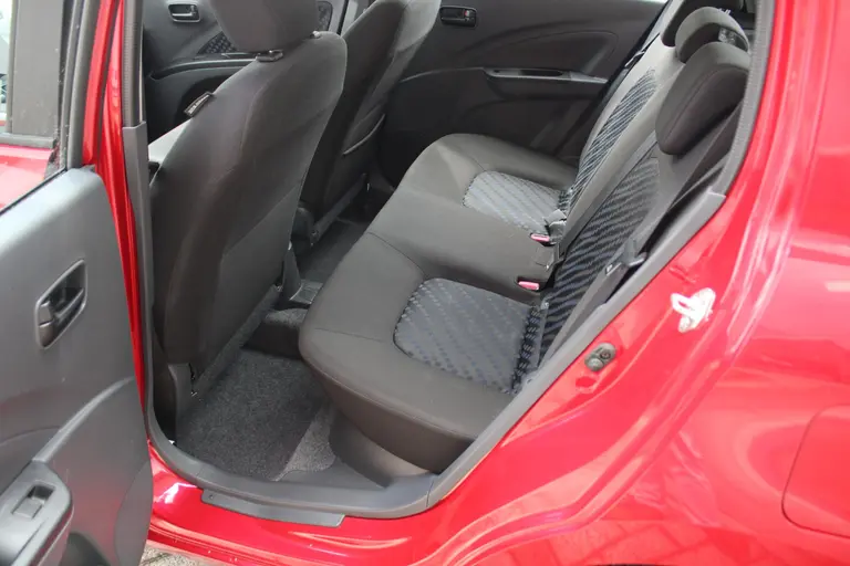 Suzuki Celerio 1.0 Exclusive , 2e Eig. Dealer ondehouden! afbeelding 11