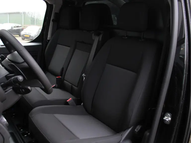 Toyota ProAce Long Worker 2.0 D-4D 180PK Prof 3-Zits Automaat Trekhaak, Zijschuifdeuren L&R, Navigatie, Achteruitrijcamera, Parkeersensoren Voor en Achter afbeelding 18