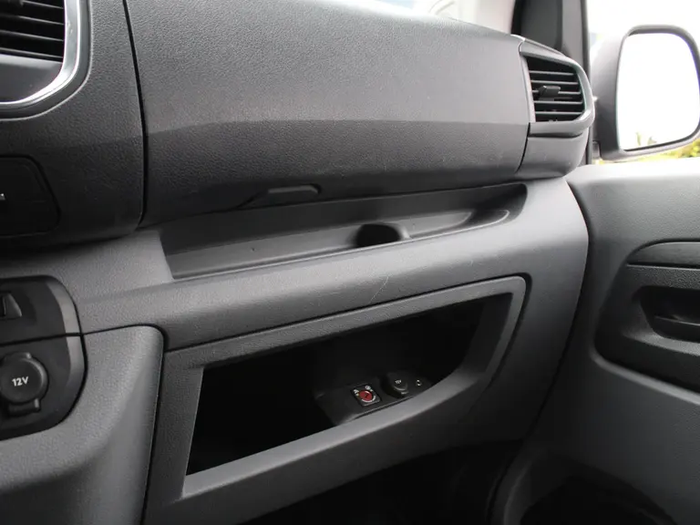 Peugeot Expert Premium Pack 2.0 BlueHDI 120PK 231C Navigatie, Parkeersensoren Achter, Cruise Control, Airco, Bluetooth, Grip Control afbeelding 31
