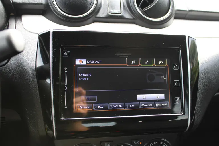 Suzuki Swift 1.2 Select Smart Hybrid , Cruise-control, Applecarplay/Androidauto afbeelding 17